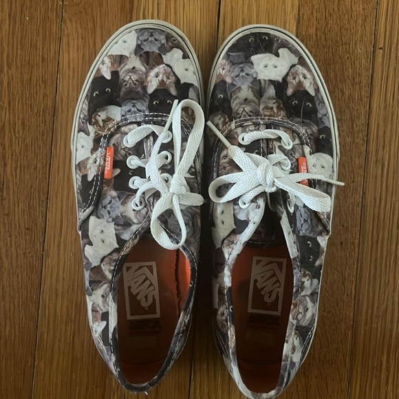 Women’s Cat ASPCA Vans - Picture 4 of 5